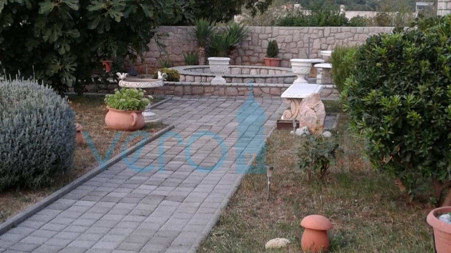 House, 350 m2, For Sale, Senj