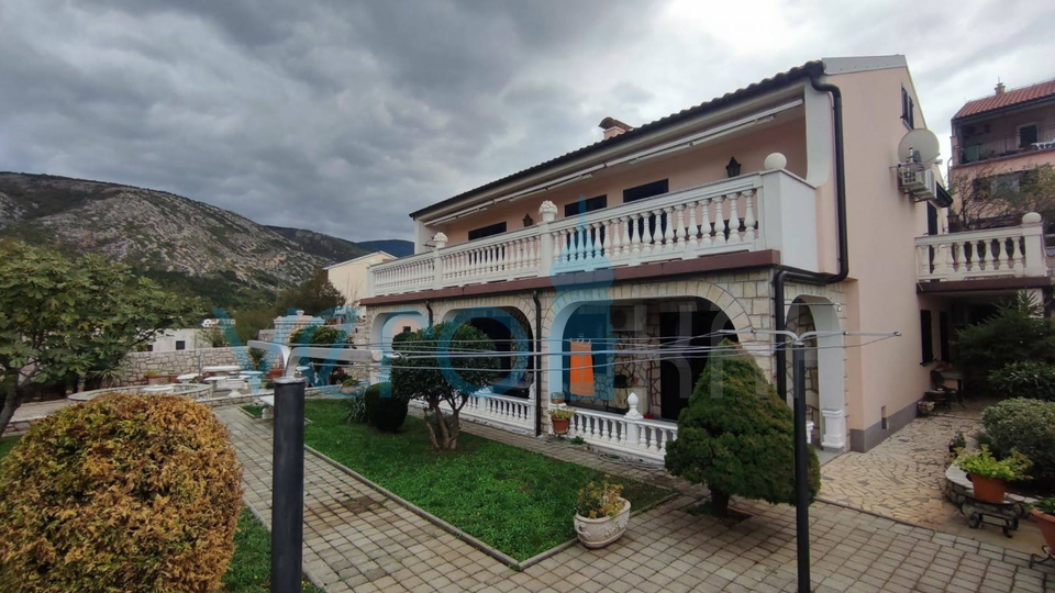 House, 350 m2, For Sale, Senj