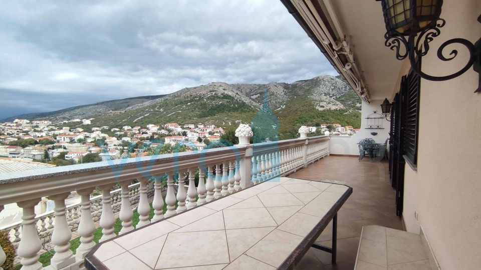 House, 350 m2, For Sale, Senj