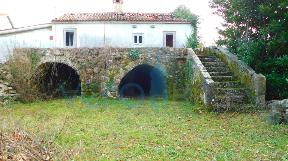 Otok Krk, Dobrinj okolica, starina za obnovu, prodaja