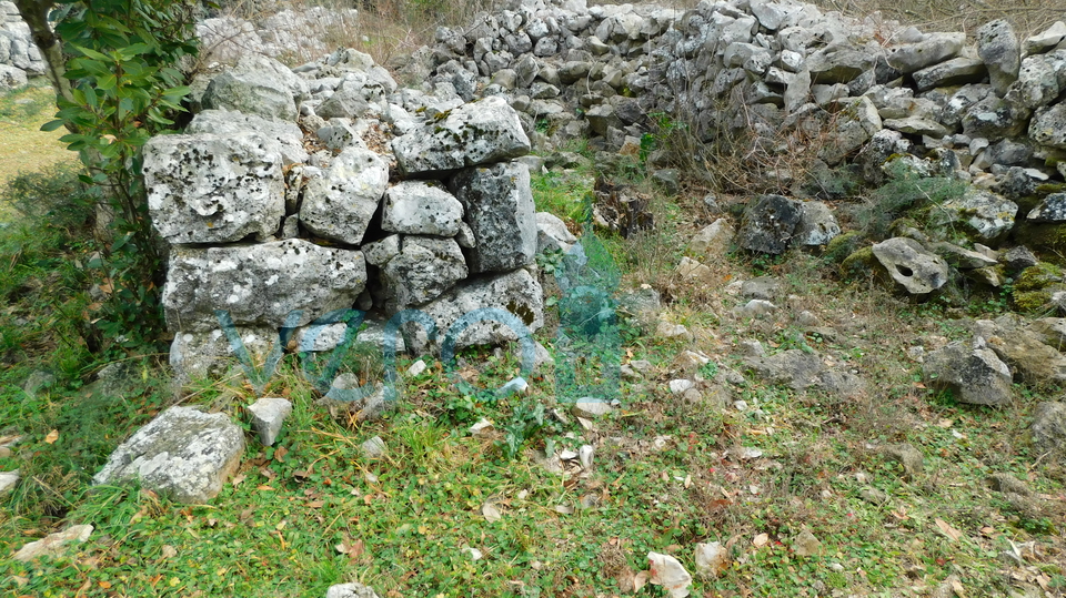 Otok Krk, Dobrinj okolica, starina za obnovu, prodaja