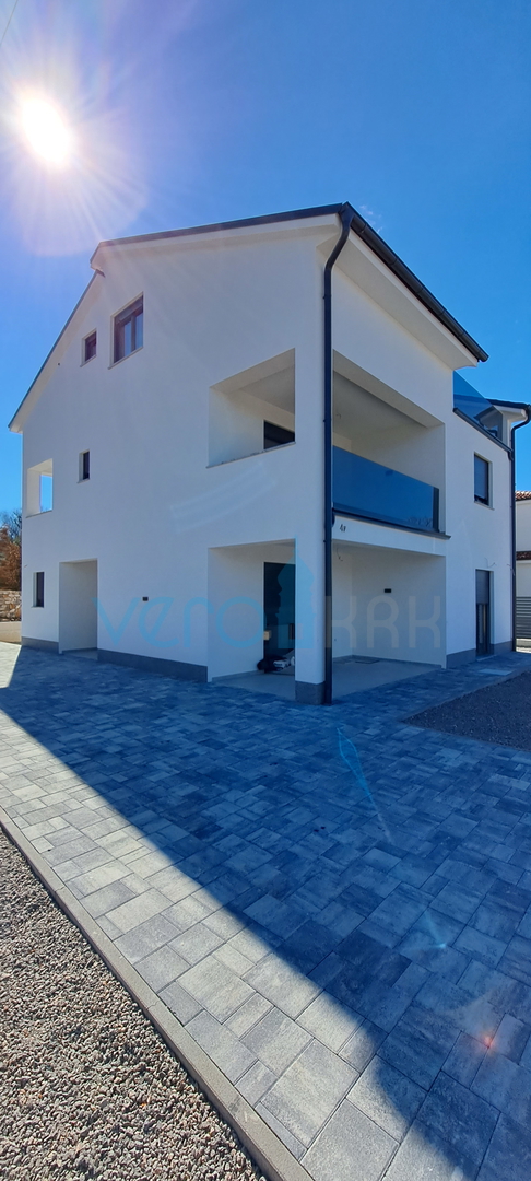Malinska, wider surroundings, Newly built detached house 170 m2 with a beautiful view of the sea, for sale