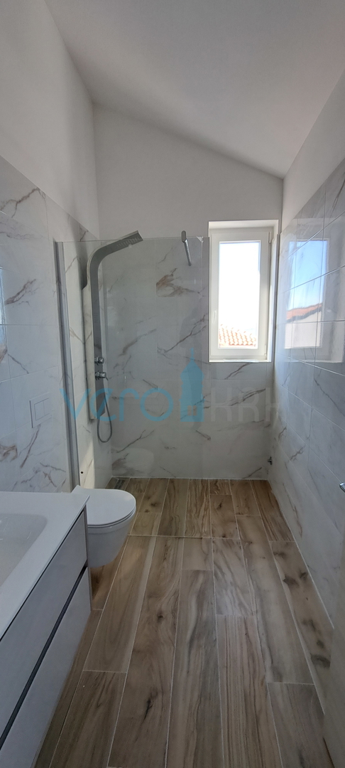 Malinska, wider surroundings, Newly built detached house 170 m2 with a beautiful view of the sea, for sale