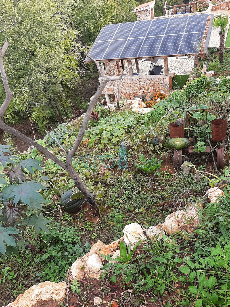 Otok Krk, Dobrinj, okolica, Samostojeća kuća sa bazenom i velikom okućnicom, prodaja