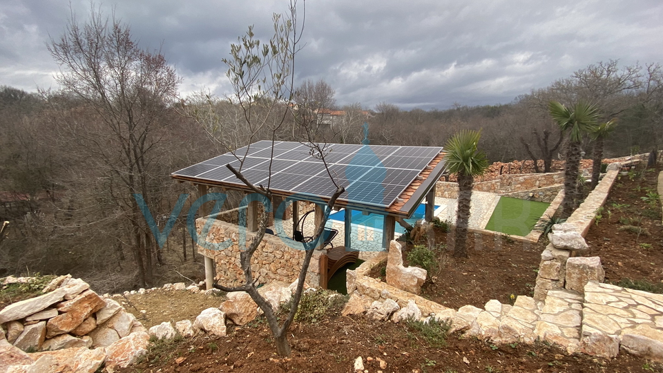 Otok Krk, Dobrinj, okolica, Samostojeća kuća sa bazenom i velikom okućnicom, prodaja