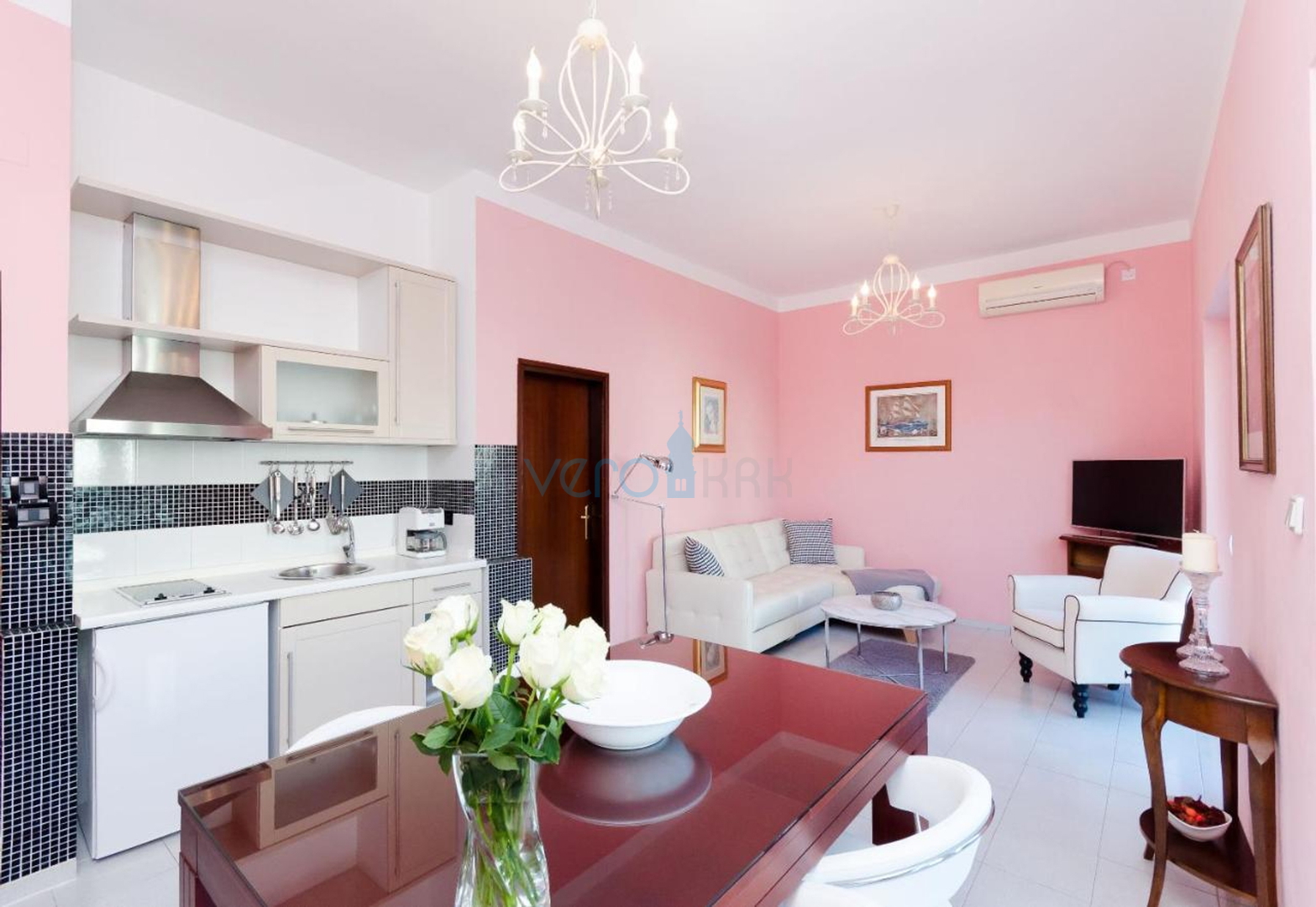 Island of Krk, Malinska, Unique villa with park and swimming pool in a great location, for sale