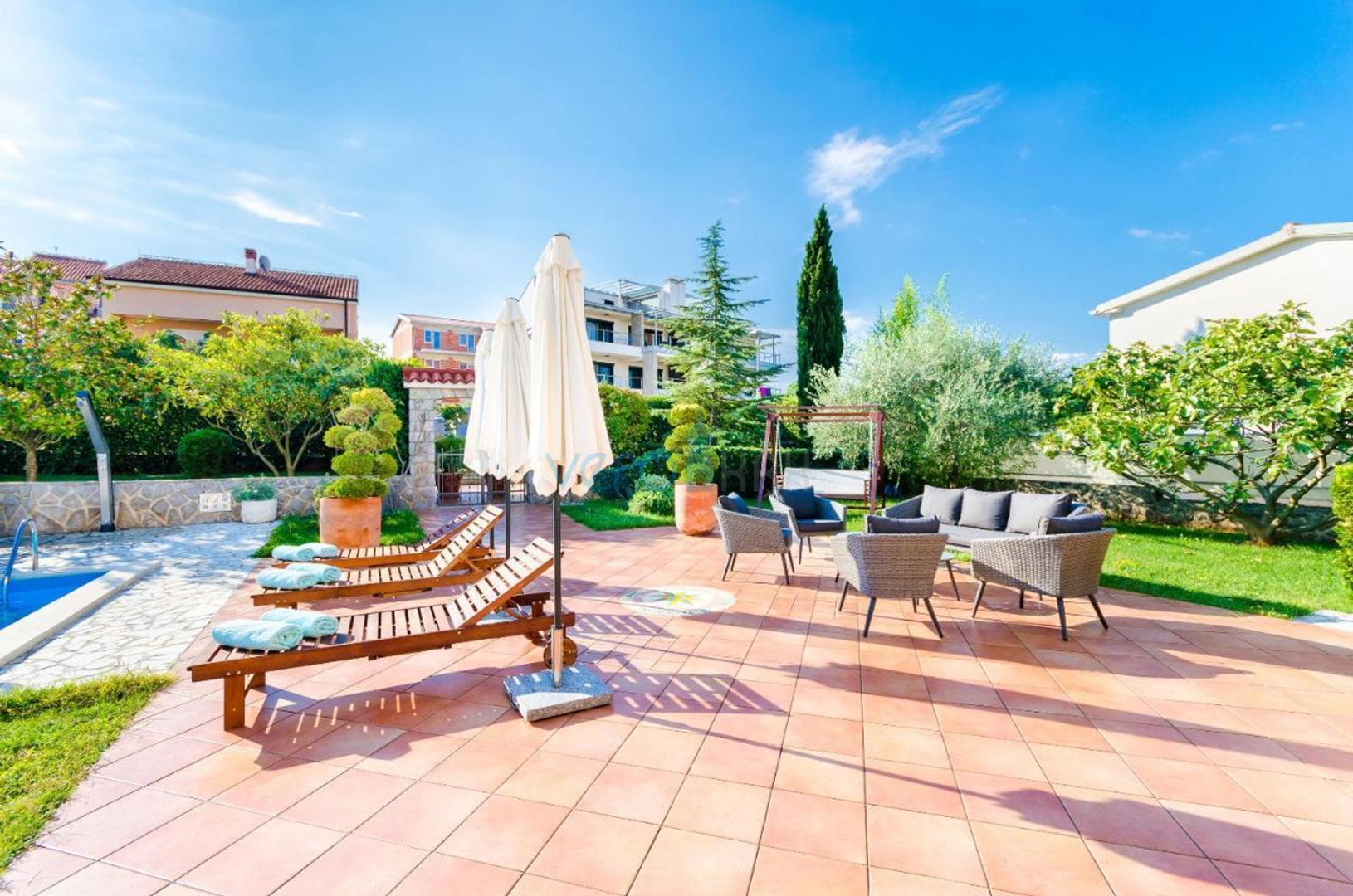 Island of Krk, Malinska, Unique villa with park and swimming pool in a great location, for sale