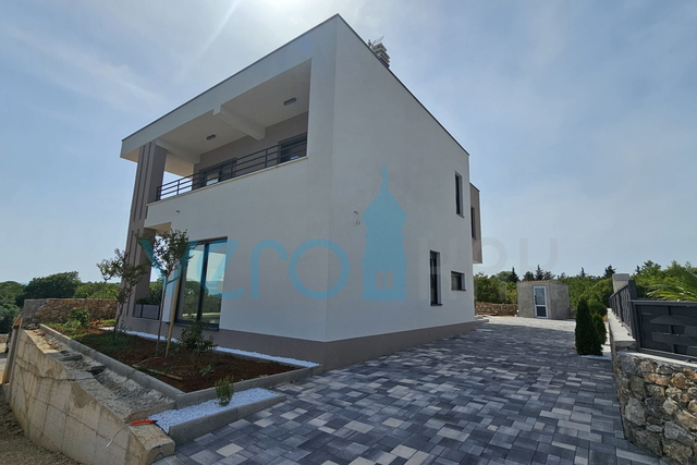 Krk grad, okolica, vila 200m2, bazen, otvoreni pogled, prodaja