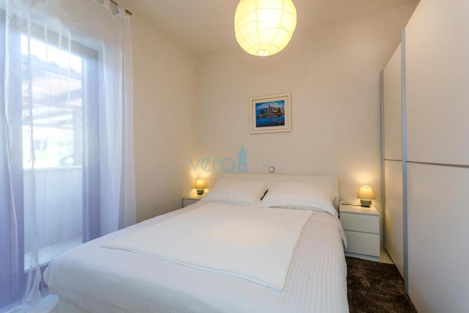 Grad Krk, Stan na prvome katu u prvome redu do mora, prodaja