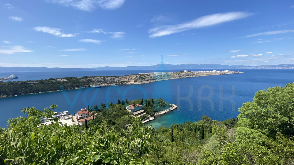 Otok Krk, Omišalj, Renovirana kamena kuća u nizu, Prodaja