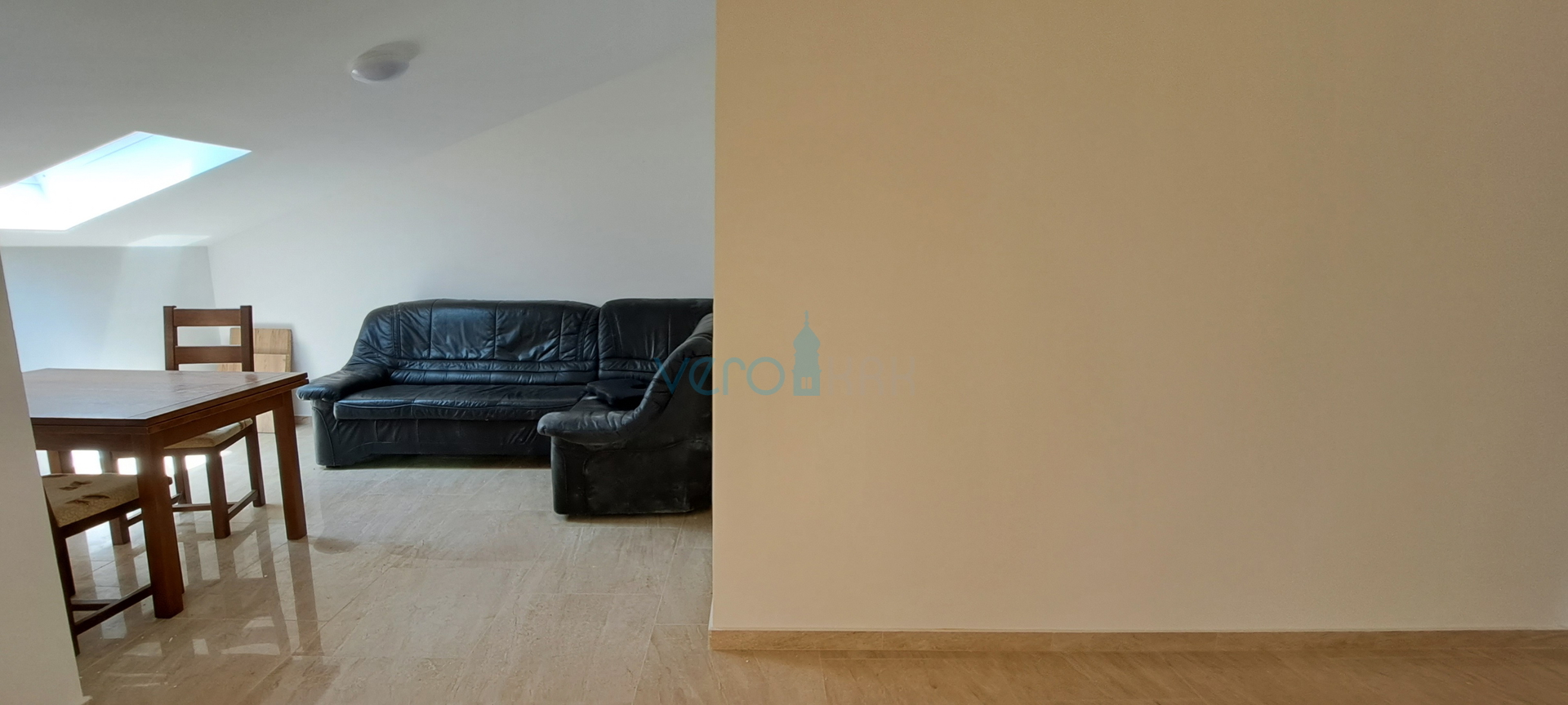 Otok Krk, Njivice, dvosoban stan 58 m2 sa prekrasnim panoramskim pogledom na more