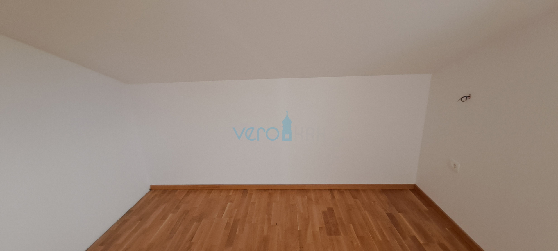 Otok Krk, Njivice, dvosoban stan 58 m2 sa prekrasnim panoramskim pogledom na more