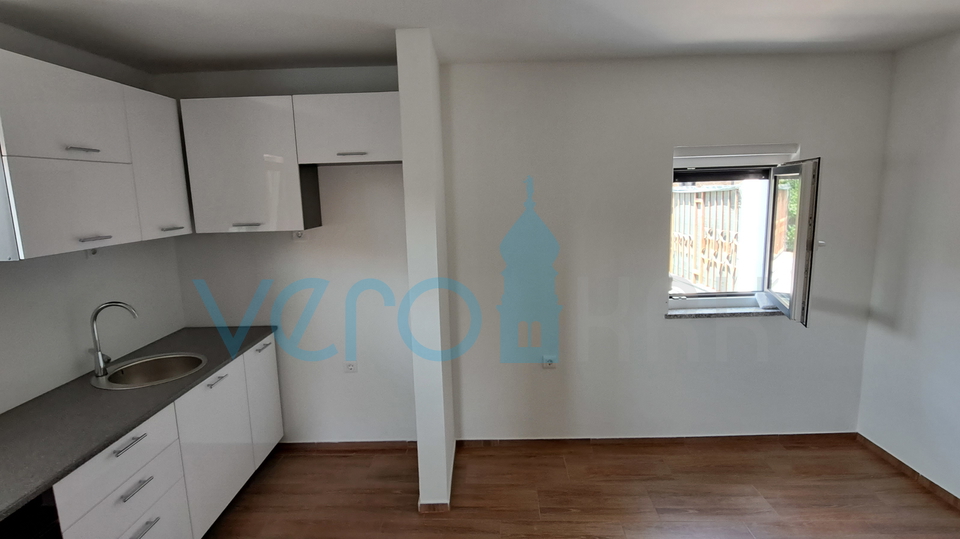 Grad Krk, okolica, novi duplex stan 84 m2 sa terasom i panoramskim pogledom na more. prodaja