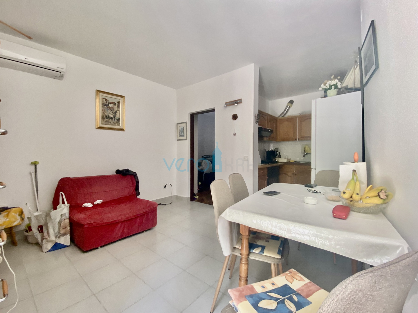 Otok Krk, Baška, Stan u prizemlju s okućnicom, prodaja