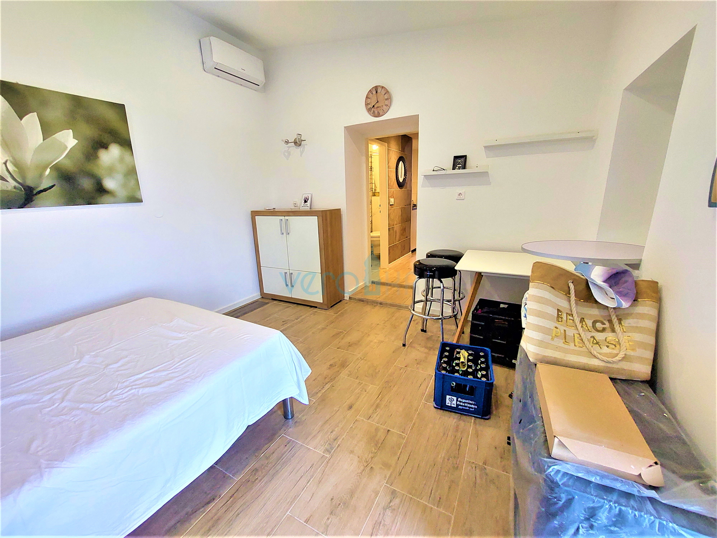 Kvarner, Novi Vinodolski, Klenovica - parcela 566m2, kuća s bazenom, pogled na more, prodaja