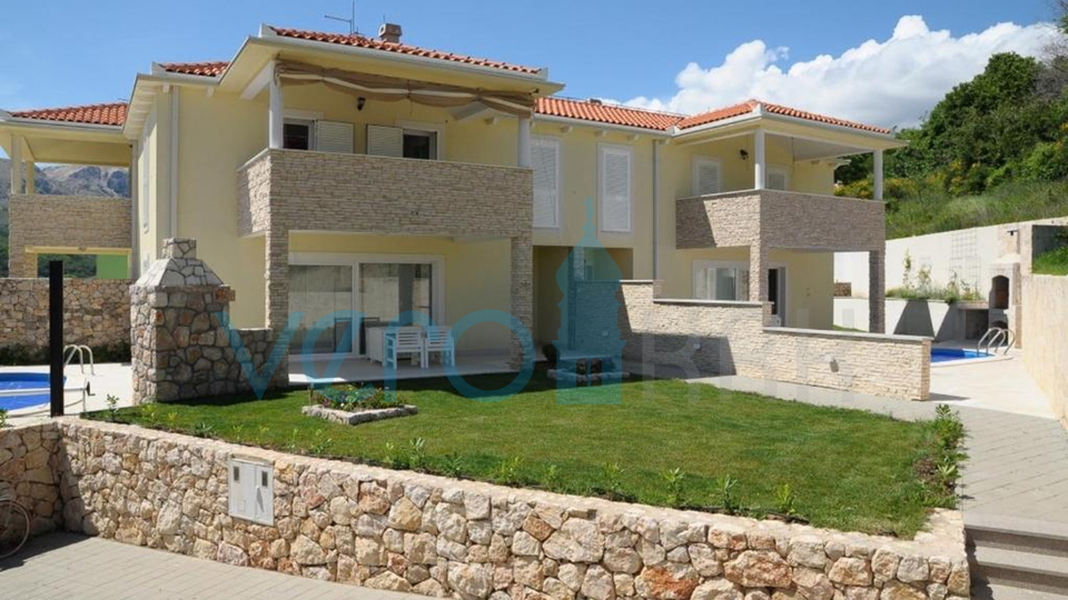 Baška, surroundings, semi-detached house with pool and sea view, for sale