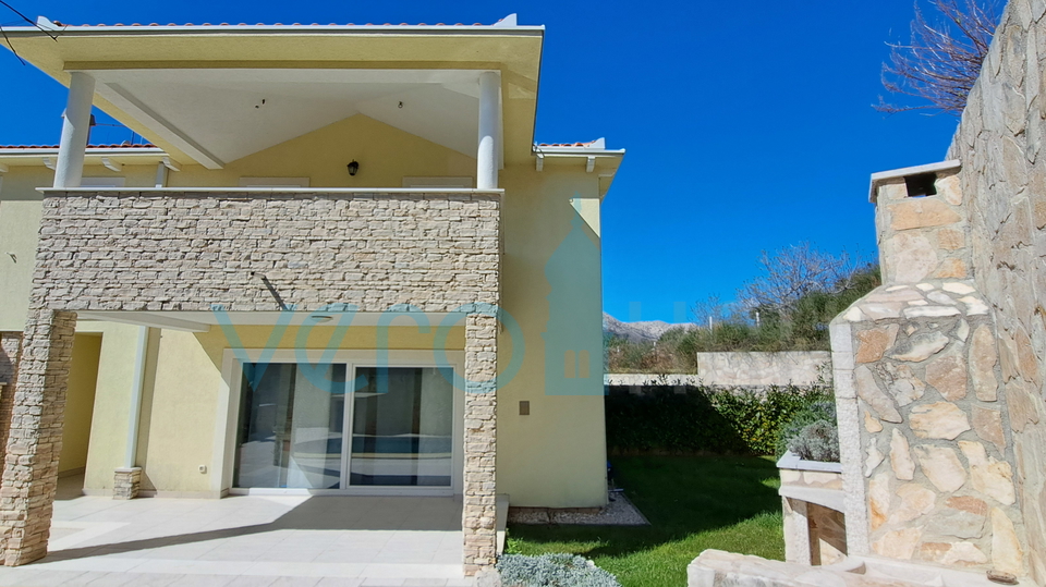 Baška, surroundings, semi-detached house with pool and sea view, for sale