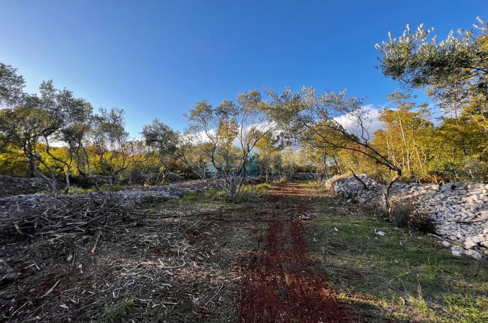 Vrbnik, surroundings, Building land 757 with submitted documentation, for sale