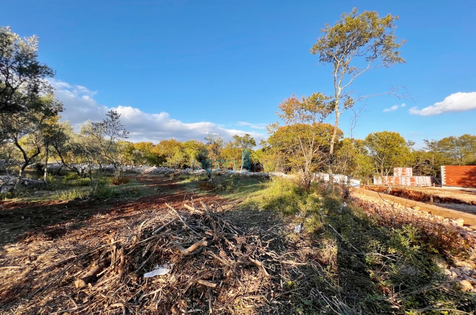 Vrbnik, surroundings, Building land 757 with submitted documentation, for sale