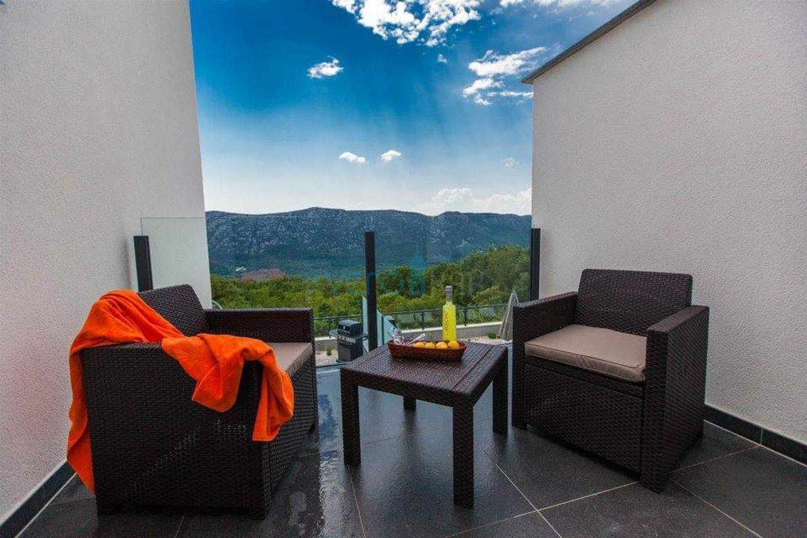 Crikvenica, hinterland - urban villa with pool, sale