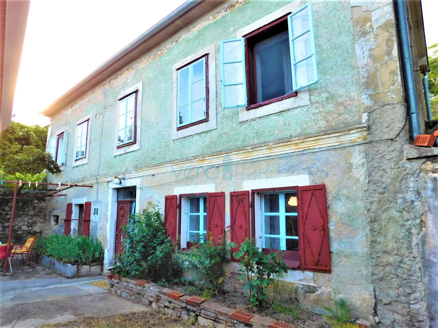 Crikvenica, Bribir - Anwesen mit 2 Häusern und einem Grundstück von 1778 m², Verkauf