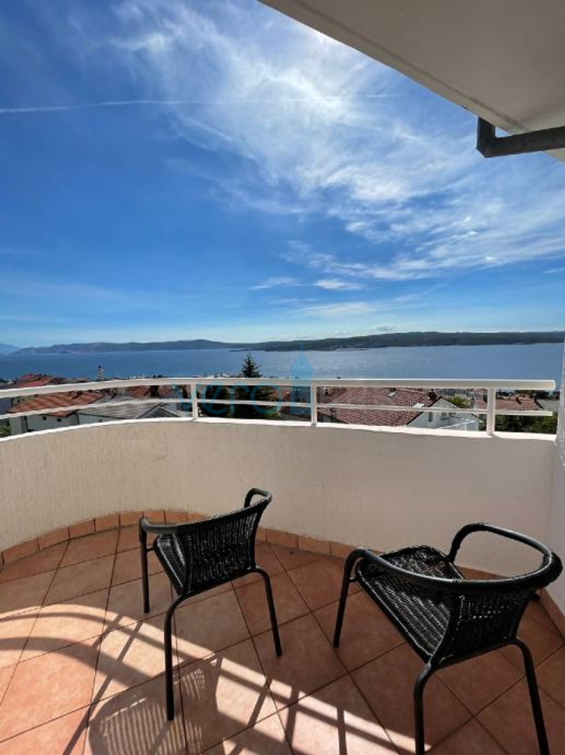 Crikvenica - beautiful apartment, panoramic view, elevator, for sale