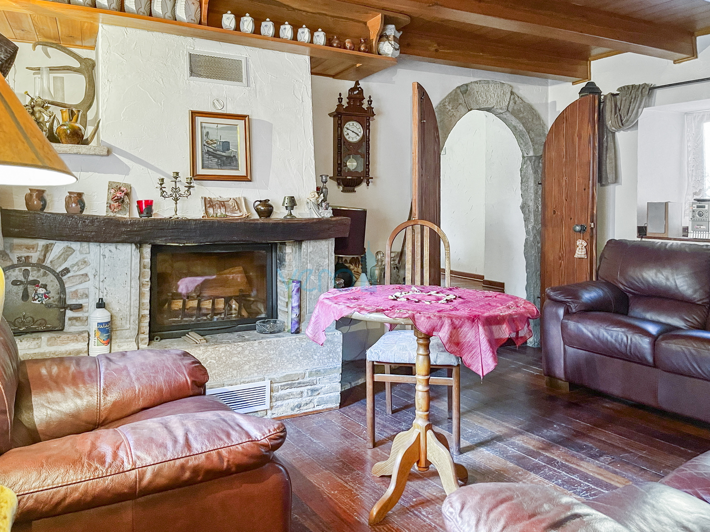 Dobrinj, otok Krk, obnovljena rustikalna kuća, 80m2, pogled, prodaja