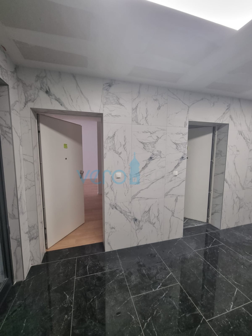 Kostrena, Rijeka area, comfortable three-room apartment, near the sea, ground floor, for sale