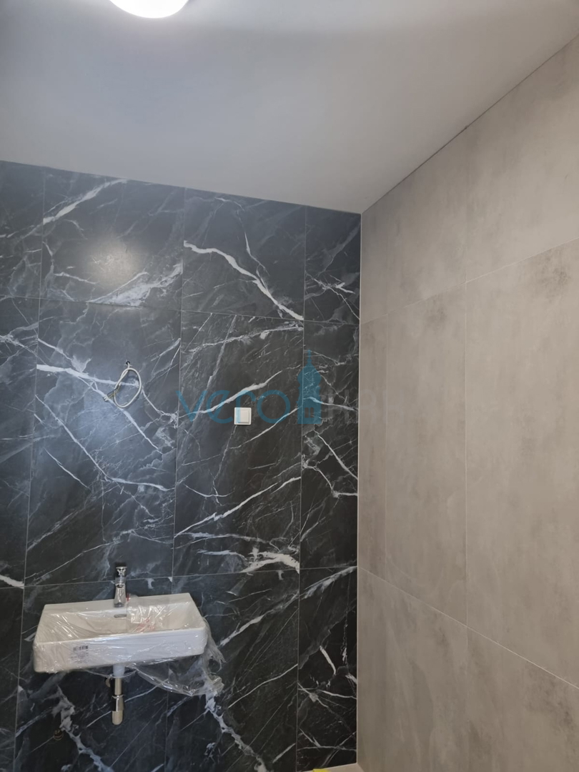 Kostrena, Rijeka area, comfortable three-room apartment, near the sea, ground floor, for sale