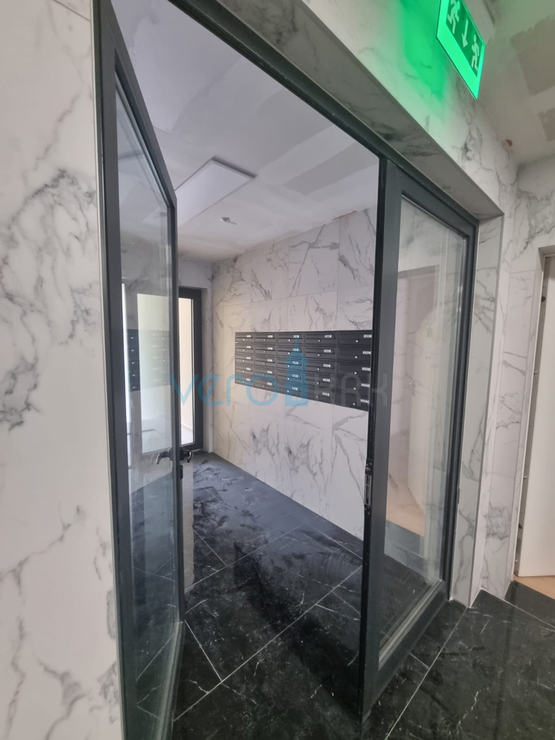 Kostrena, Rijeka area, comfortable three-room apartment, near the sea, ground floor, for sale