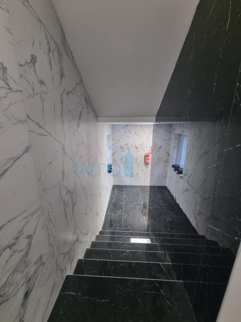 Kostrena, Rijeka area, comfortable three-room apartment, near the sea, ground floor, for sale