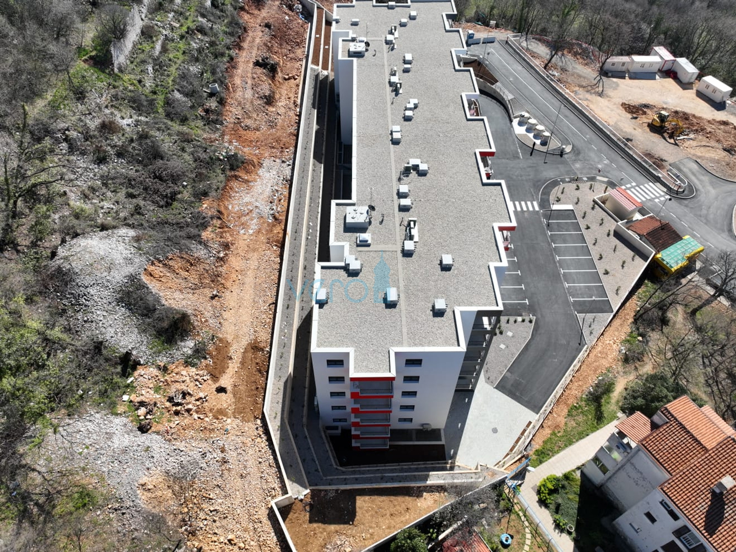 Kostrena, Rijeka area, comfortable three-room apartment, near the sea, ground floor, for sale