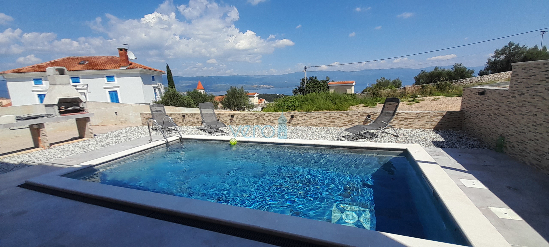 Vrbnik, okolica, dvojna kuća, novogradnja, pogled, bazen, prodaja