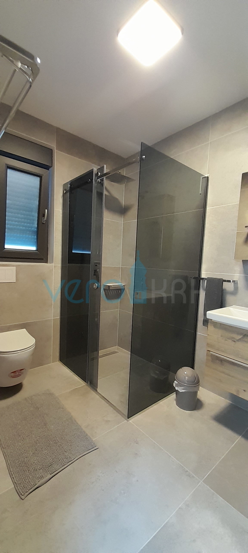 Vrbnik, okolica, dvojna kuća, novogradnja, pogled, bazen, prodaja