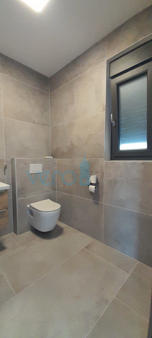 Vrbnik, okolica, dvojna kuća, novogradnja, pogled, bazen, prodaja