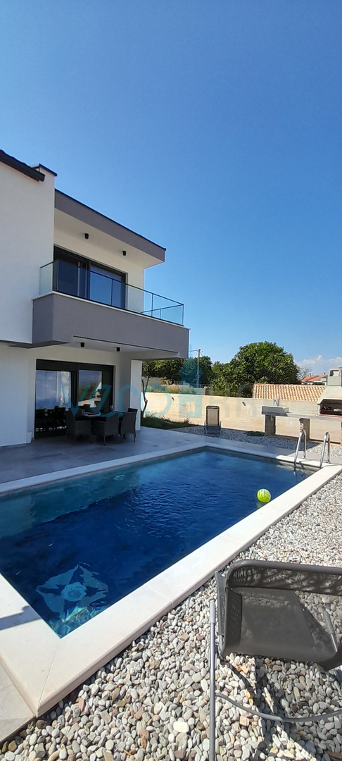 Vrbnik, okolica, dvojna kuća, novogradnja, pogled, bazen, prodaja