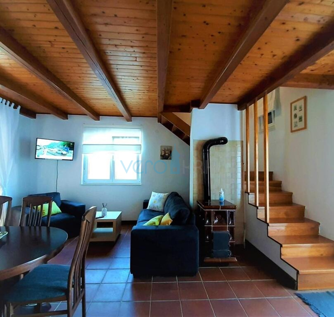 Krk, surroundings, Semi-detached house with swimming pool in an idyllic village, for sale