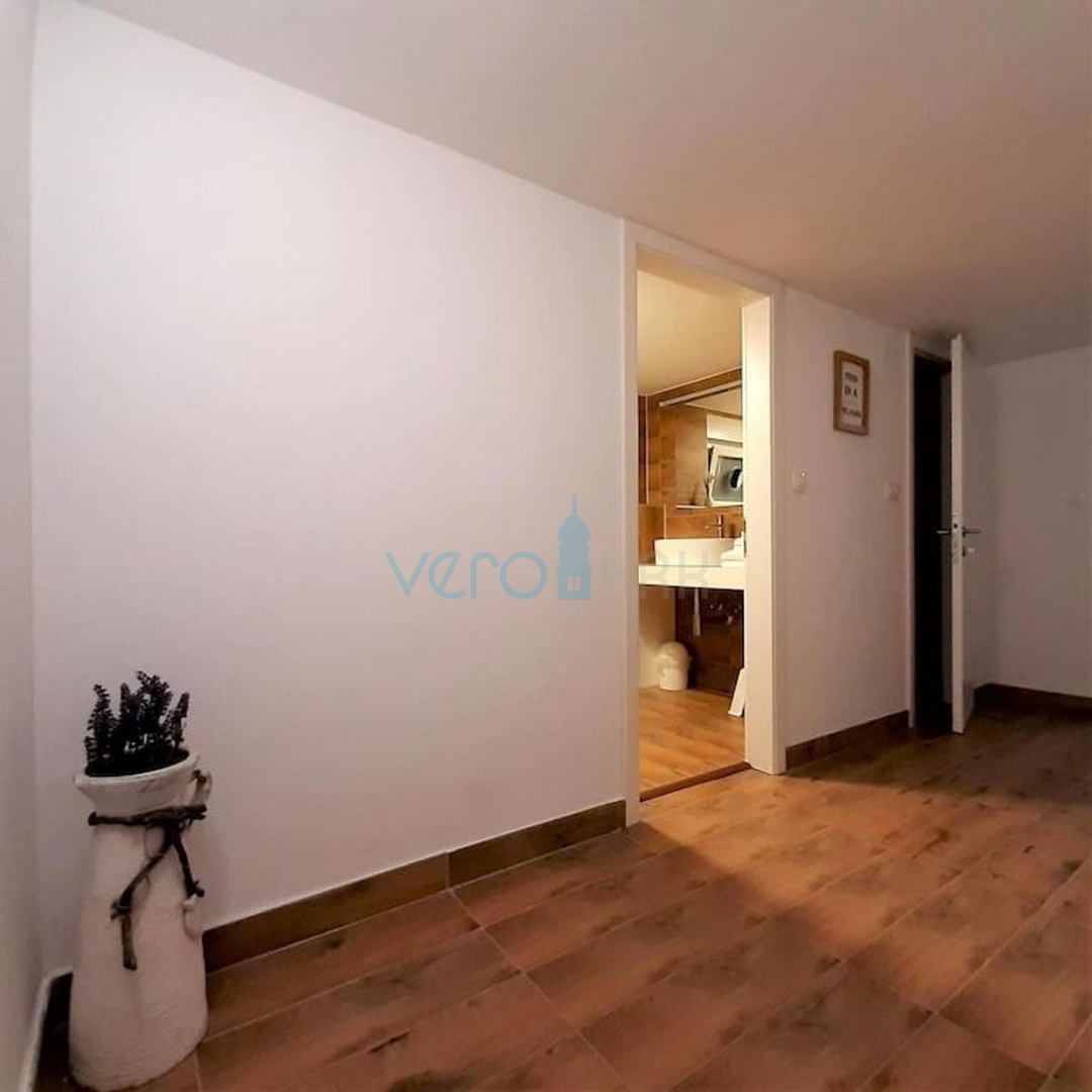 Krk, surroundings, Semi-detached house with swimming pool in an idyllic village, for sale