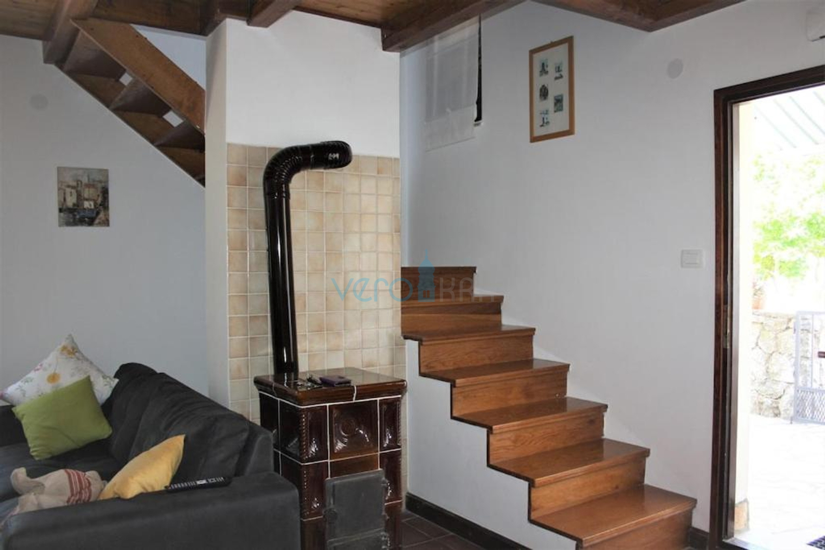 Krk, surroundings, Semi-detached house with swimming pool in an idyllic village, for sale