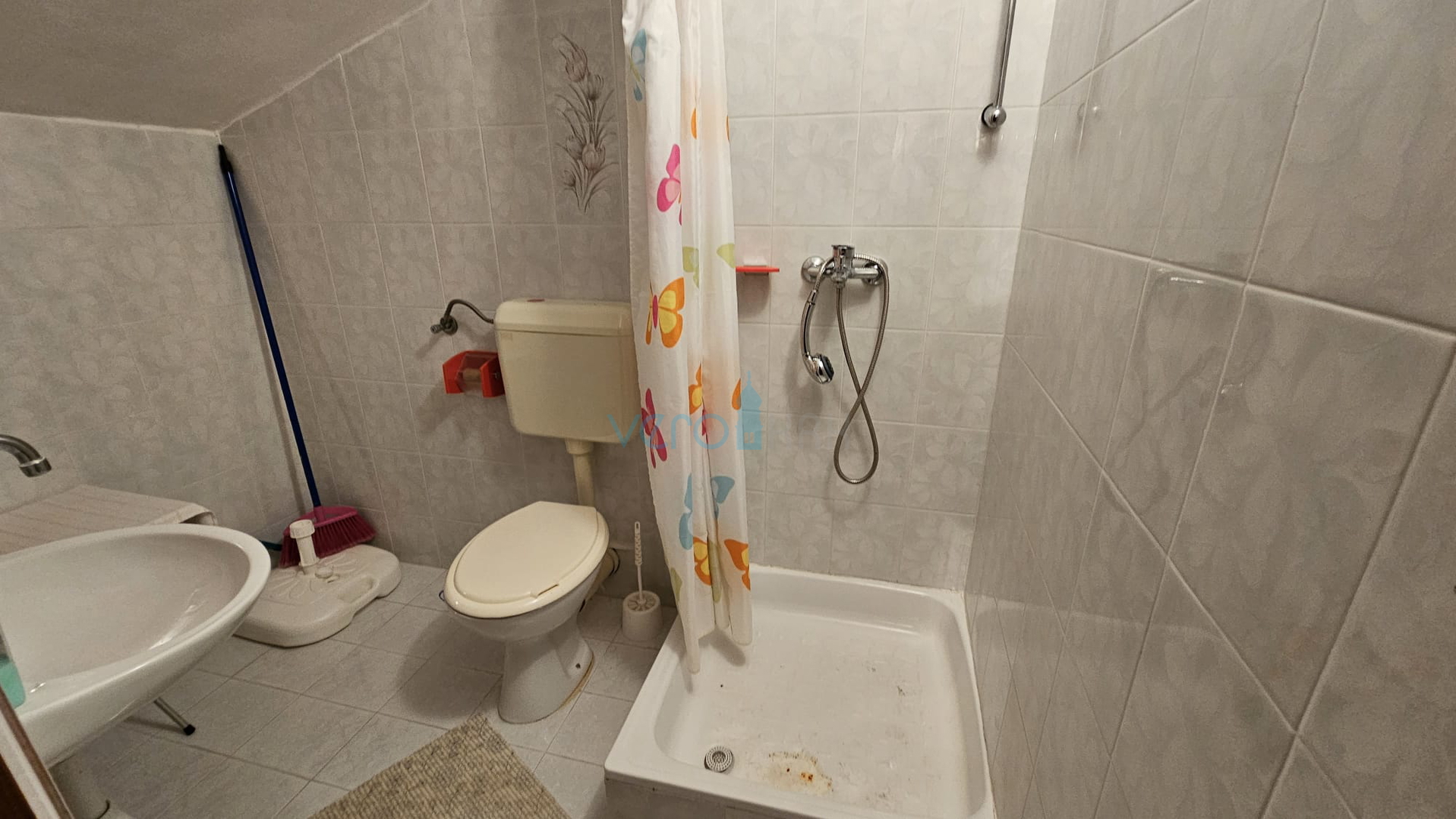 Njivice, island of Krk, Detached house with a garden and sea view, for sale