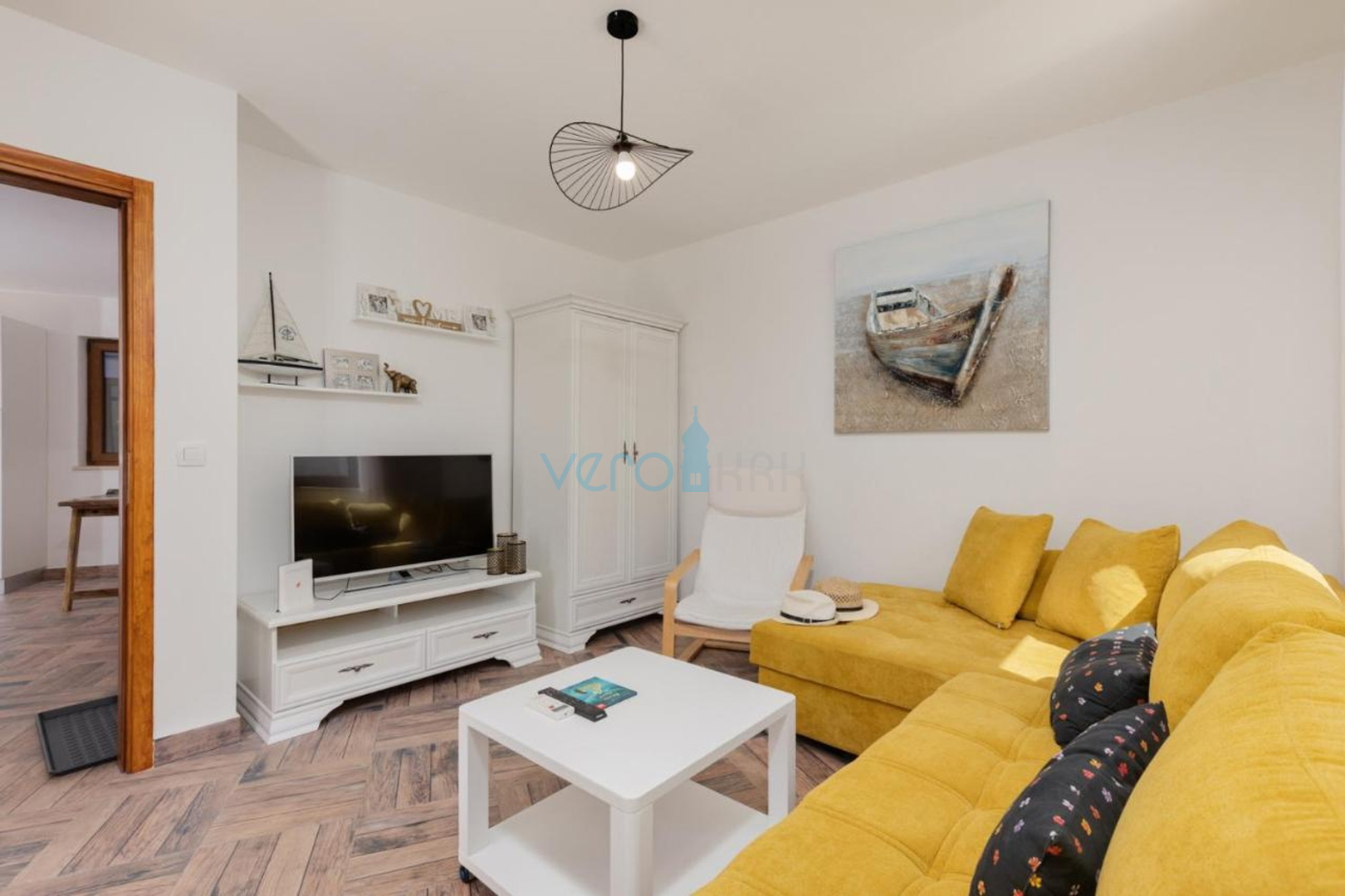 Malinska, okolica, Samostojeća kuća sa grijanim bazenom i pogledom, prodaja