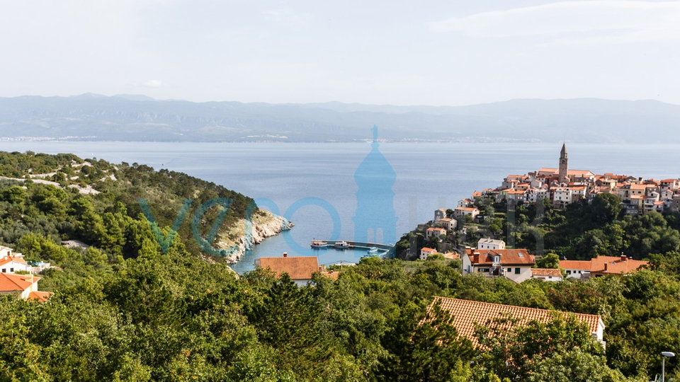 Otok Krk, Vrbnik, Mansardni stan 70m2 s pogledom na more, prodaja