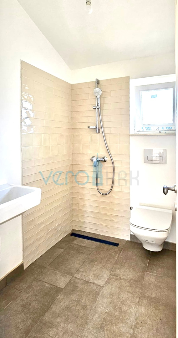Malinska, okolica, Jednosoban stan 39m2 na drugom katu s pogledom na more, prodaja