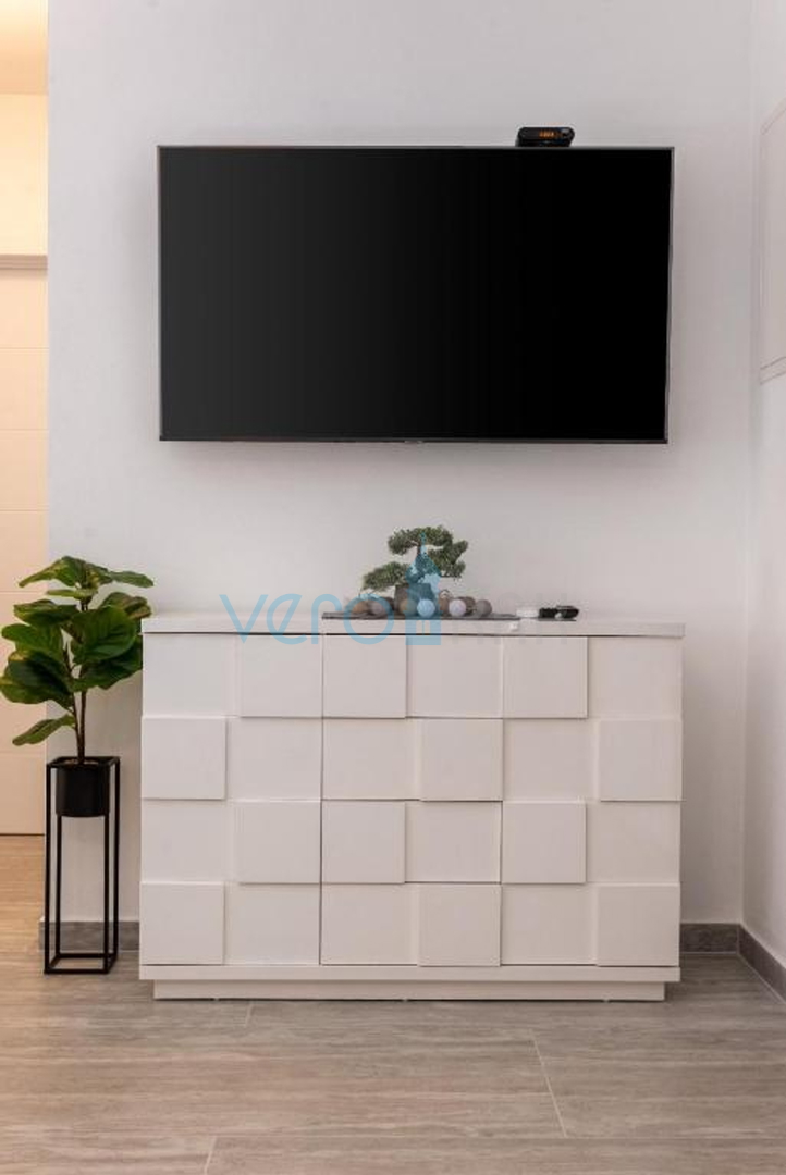 Otok Krk, Čižići, moderan trosoban stan sa pogledom na more, prodaja