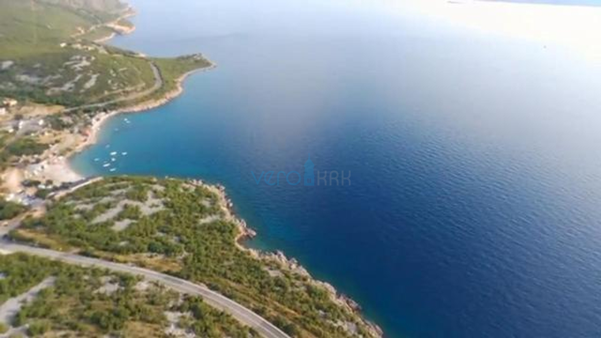 Novi Vinodolski, Sibinj, Građevinsko zemljište za kamp 6550 m2, T3 zona, 1 red do mora, prodaja