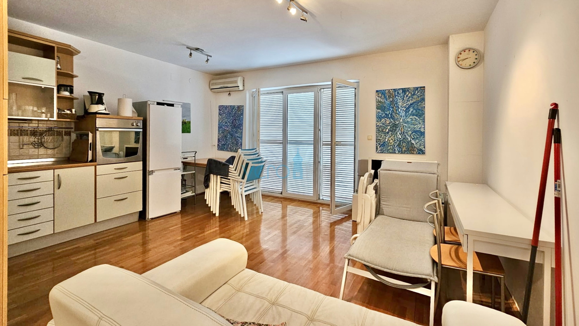 Insel Krk, Gebiet Malinska, Wohnung 108m2, Aussicht, 150m zum Meer, zu verkaufen