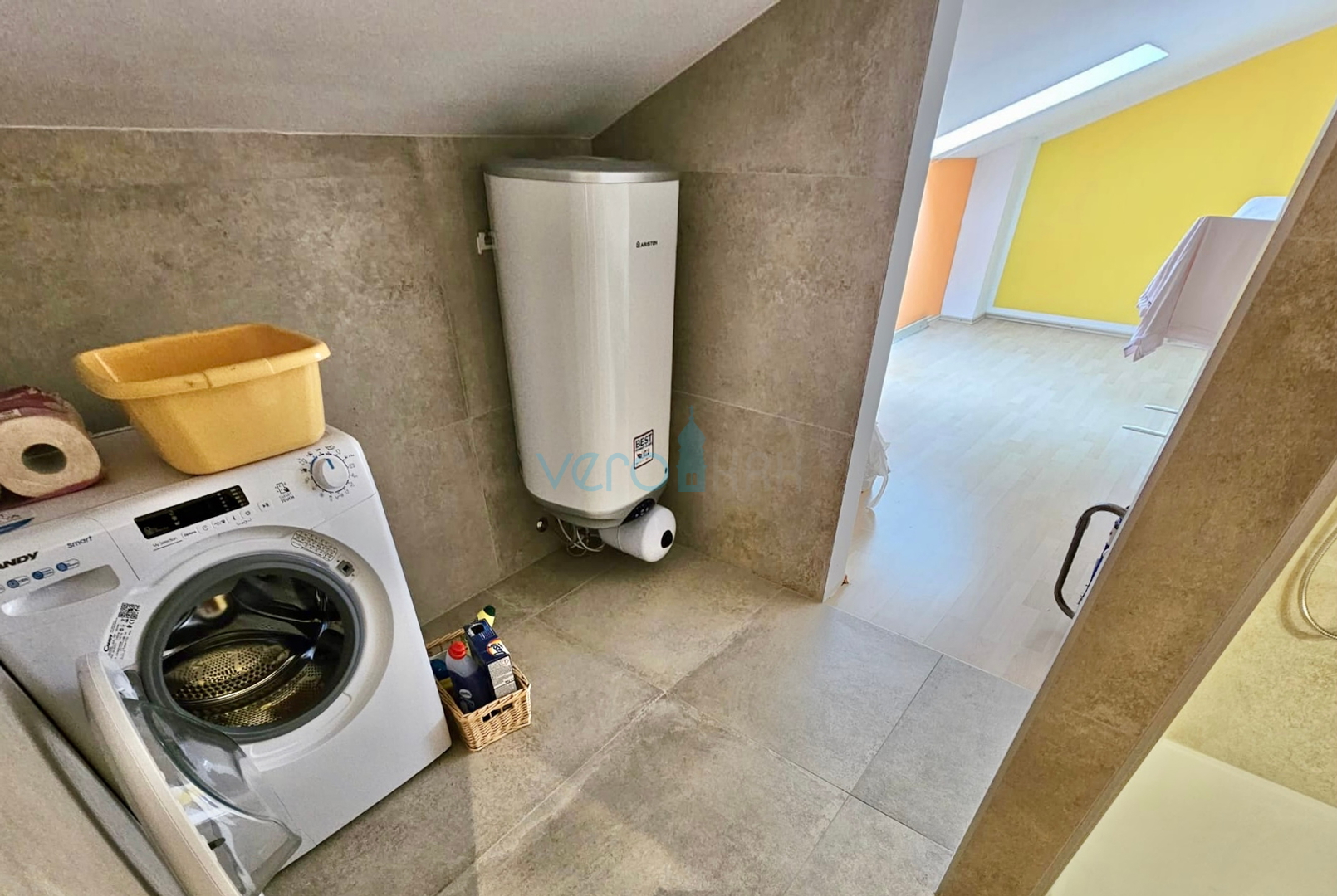 Insel Krk, Gebiet Malinska, Wohnung 108m2, Aussicht, 150m zum Meer, zu verkaufen