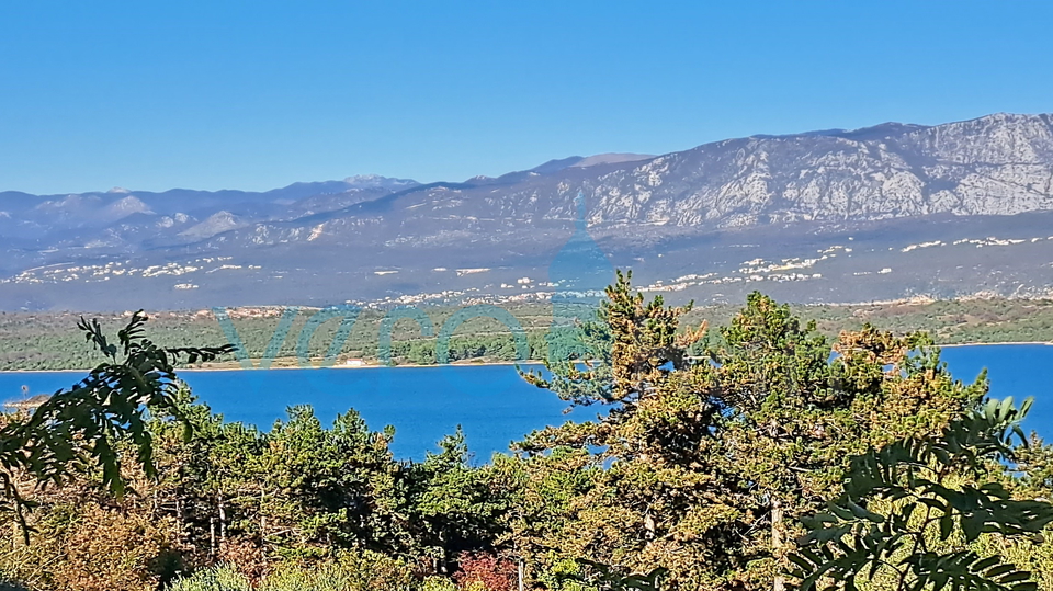 Insel Krk, Klimno, GELEGENHEIT! Haus in einer Reihe mit schönem Garten und Panoramablick auf das Meer