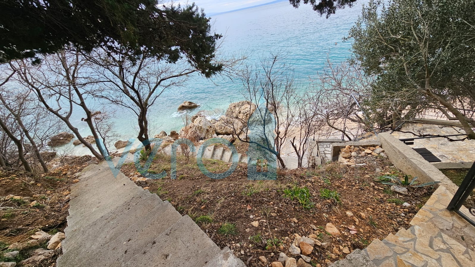 Otok Krk, Stara Baška, kamena kuća, samostojeća, 60m do mora, parking, pogled, prodaja