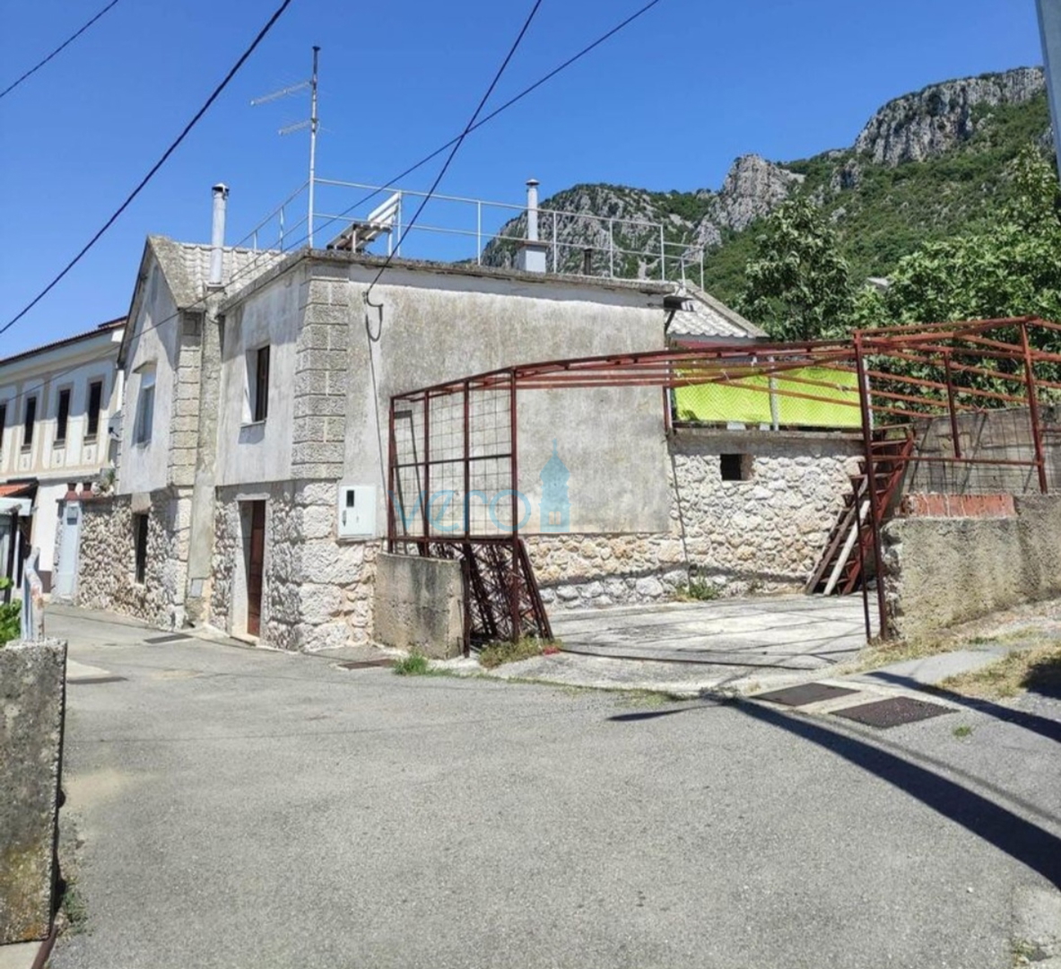 Novi Vinodolski, Bribir, stone house with a beautiful sea view, for sale